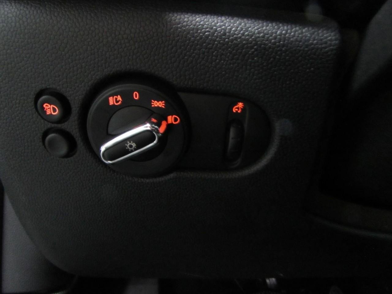 Used 2022 MINI Cooper S w/ Premium Package image 27