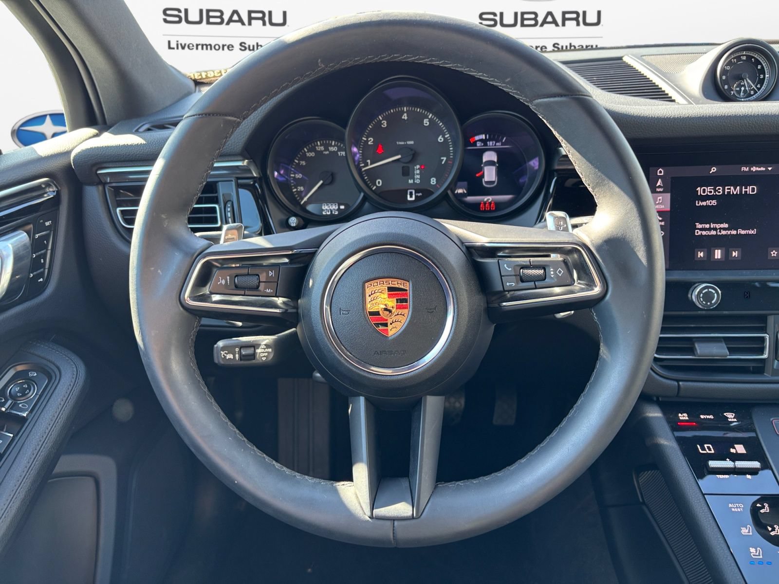 Used 2025 Porsche Macan AWD/4WD image 13
