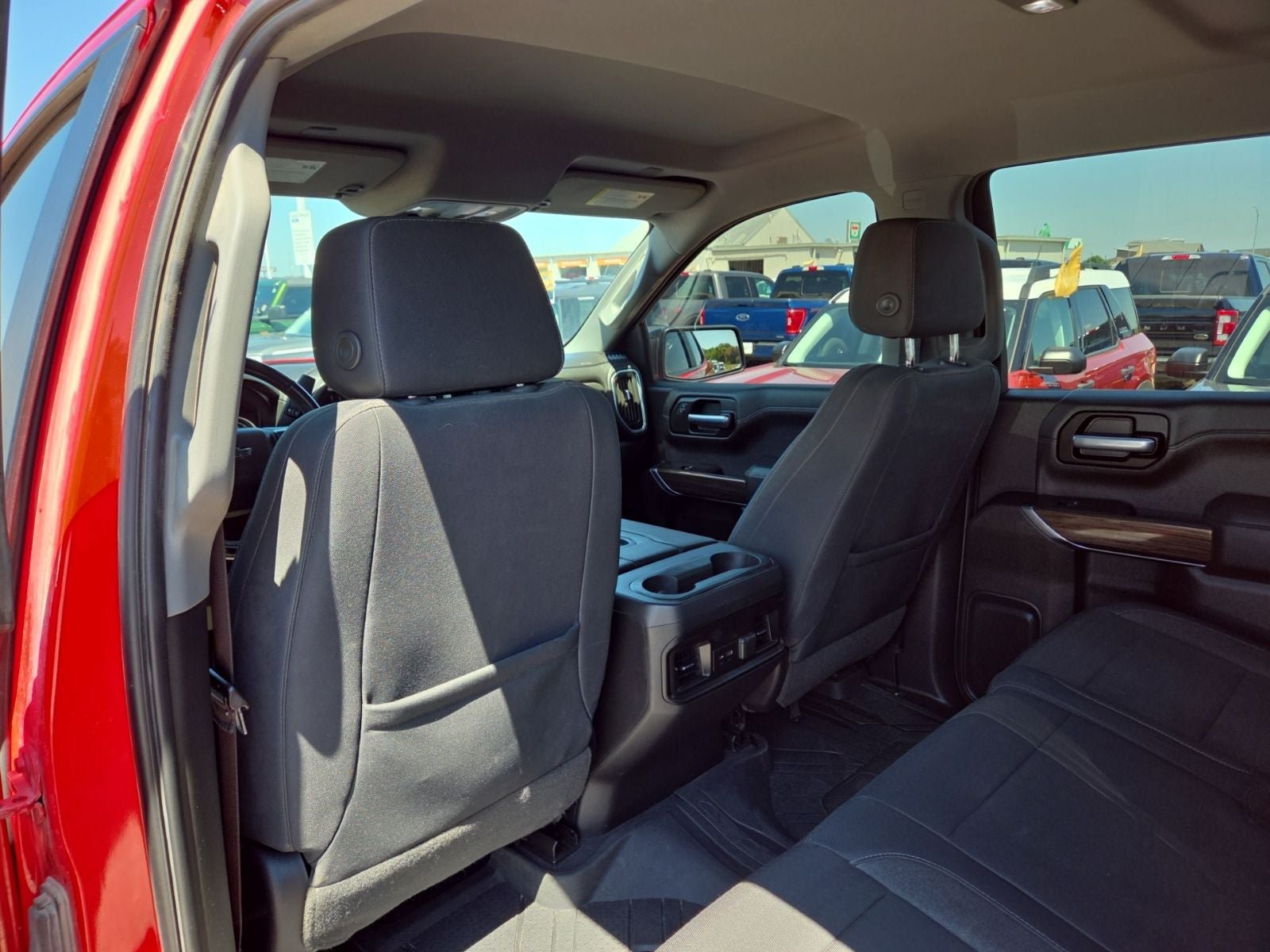 Used 2019 Chevrolet Silverado 1500 LT Trail Boss AWD/4WD image 34