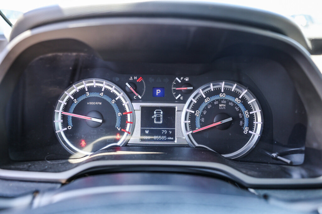 Used 2019 Toyota 4Runner TRD Off-Road Premium AWD/4WD image 12