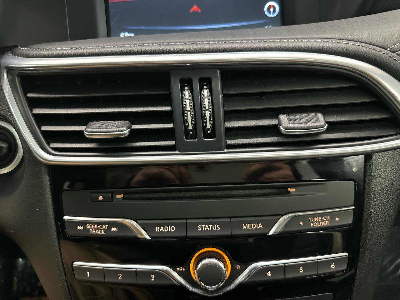 Used 2018 INFINITI QX30 Sport w/ Sport Leather Package image 22