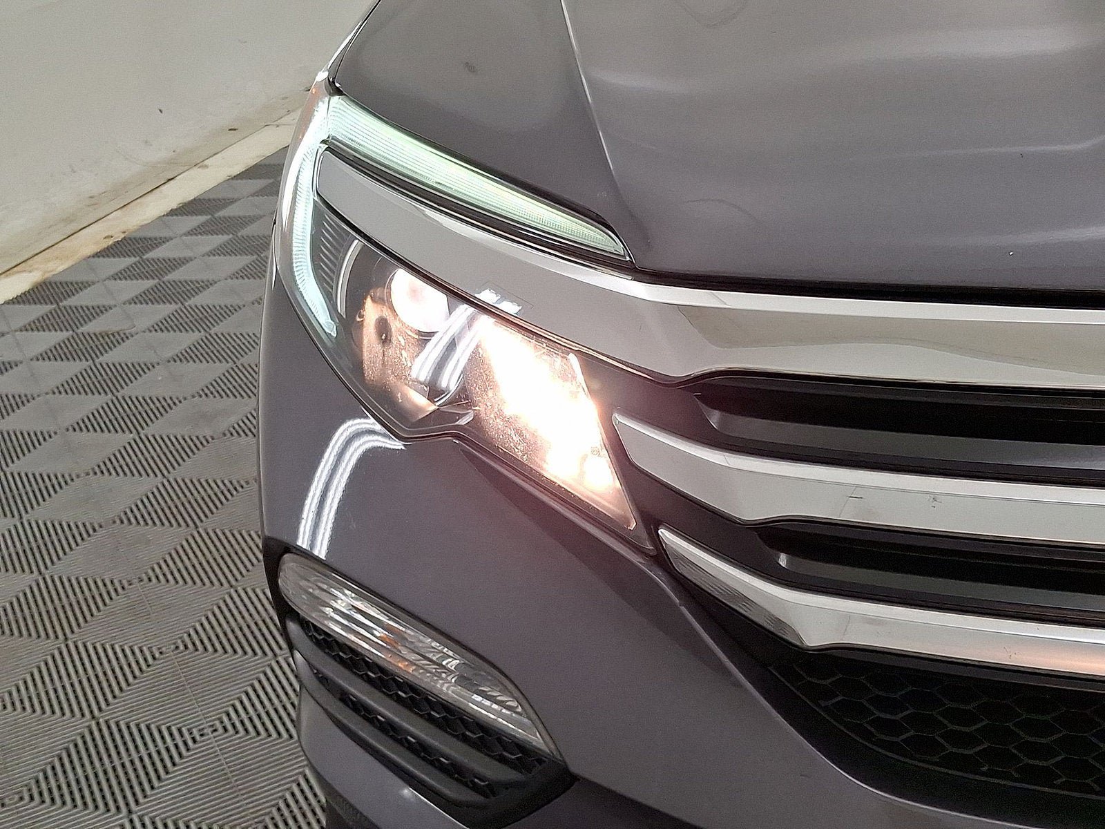 Used 2018 Honda Pilot Touring image 20