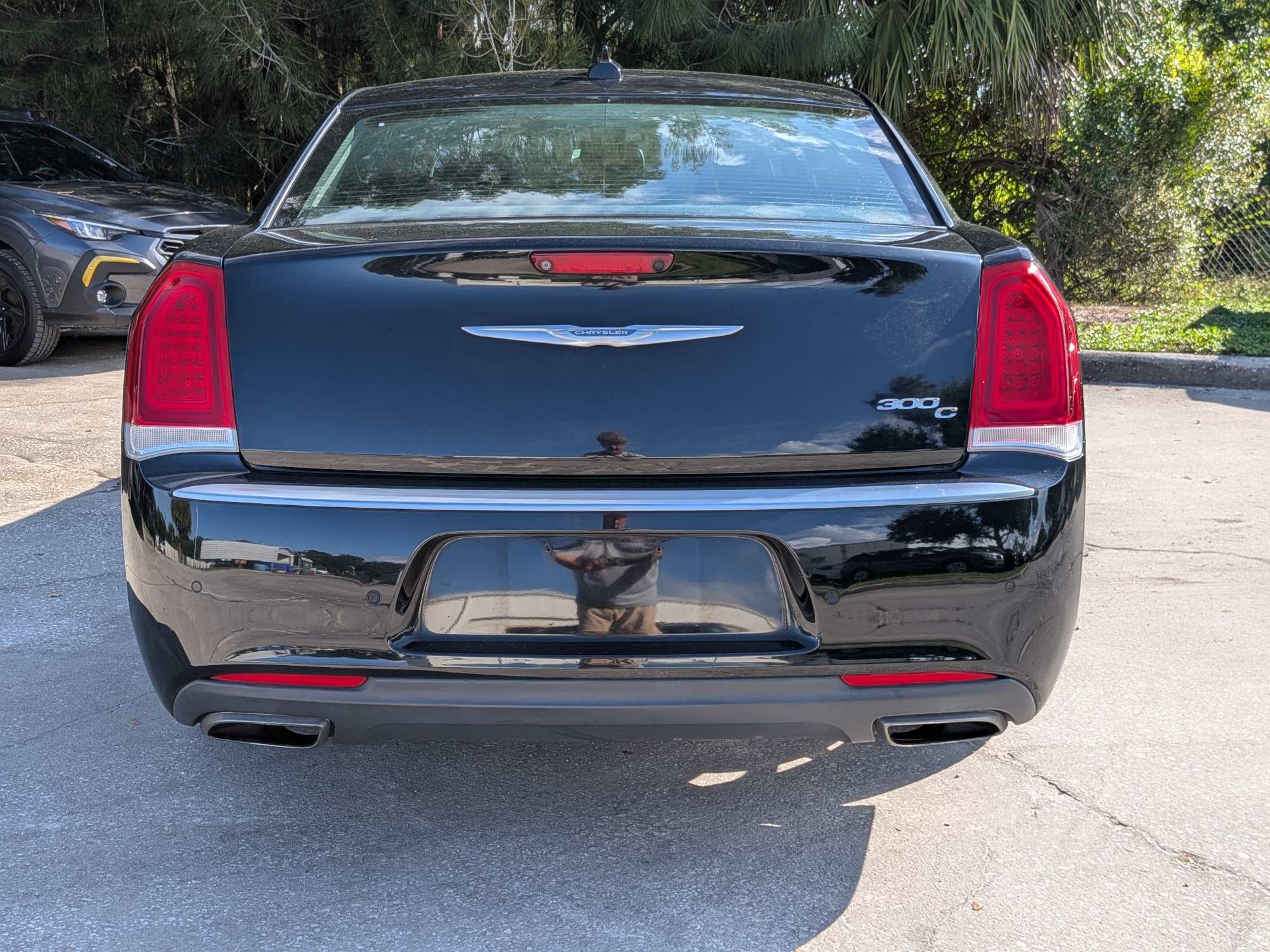 Used 2018 Chrysler 300 C w/ Safetytec Plus Group RWD image 5