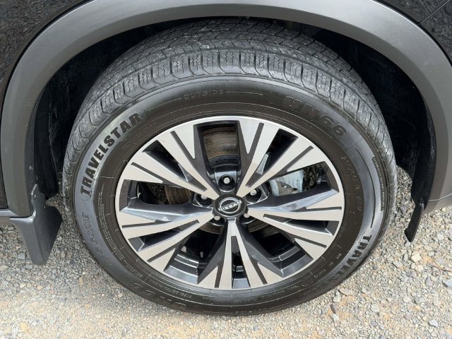 Used 2023 Nissan Rogue SV AWD/4WD image 9