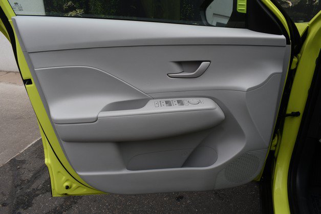 Used 2024 Hyundai Kona SEL AWD/4WD image 13