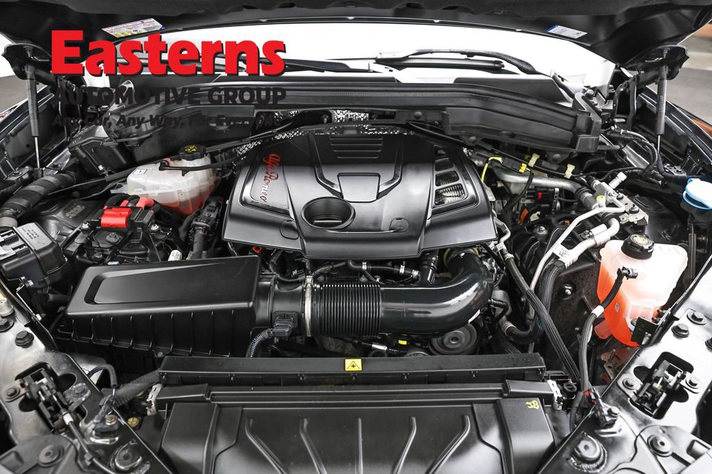 Used 2024 Alfa Romeo Stelvio Sprint image 7