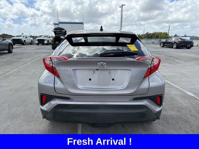 Used 2020 Toyota C-HR XLE image 17
