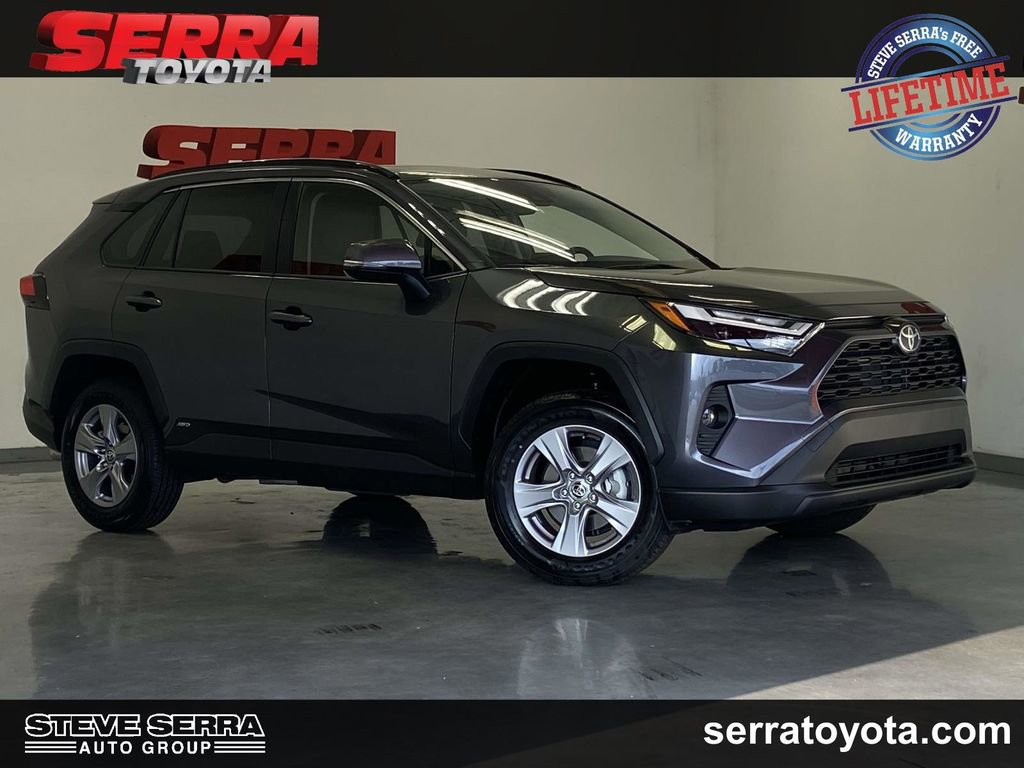 Used 2025 Toyota RAV4 XLE w/ Convenience Package