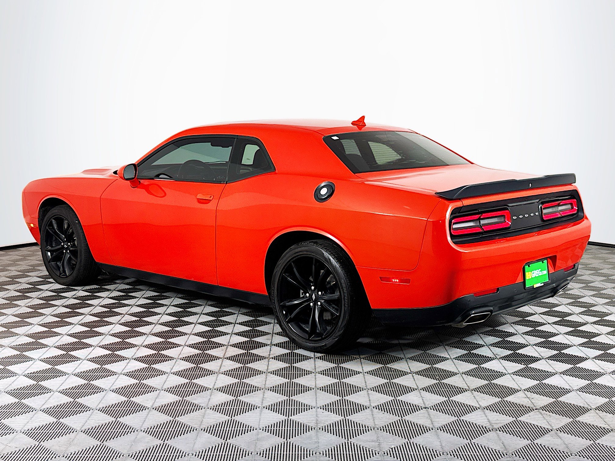 Used 2018 Dodge Challenger SXT w/ Blacktop Package image 6