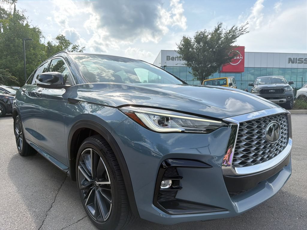 Used 2023 INFINITI QX55 Luxe w/ Cargo Package AWD/4WD video 2