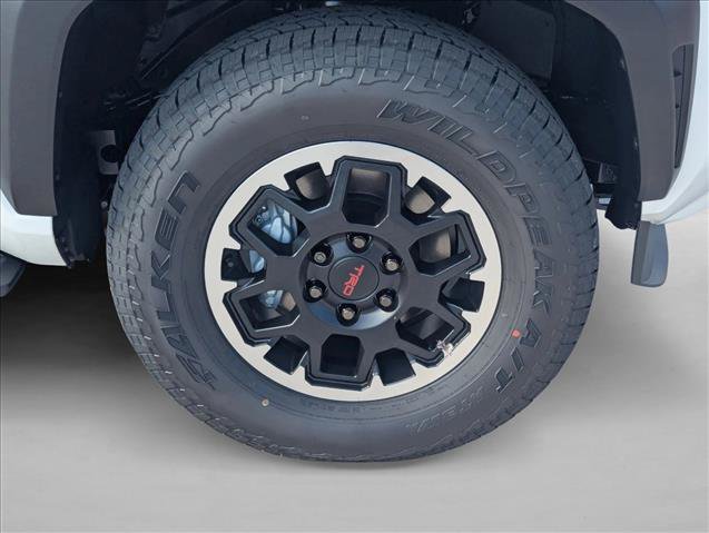 New 2026 Toyota 4Runner TRD Off-Road Premium AWD/4WD image 9