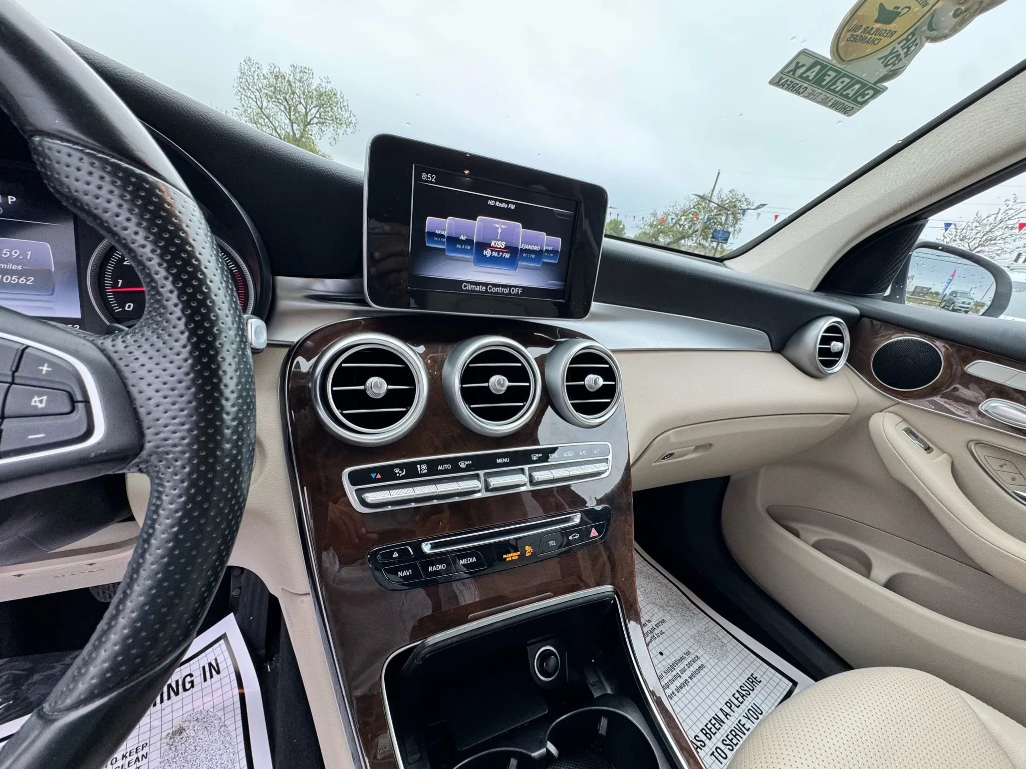 Used 2016 Mercedes-Benz GLC 300 GLC 300 Sport Utility 4D image 17