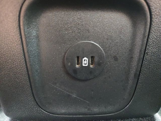 Used 2025 Ford Escape Platinum image 40