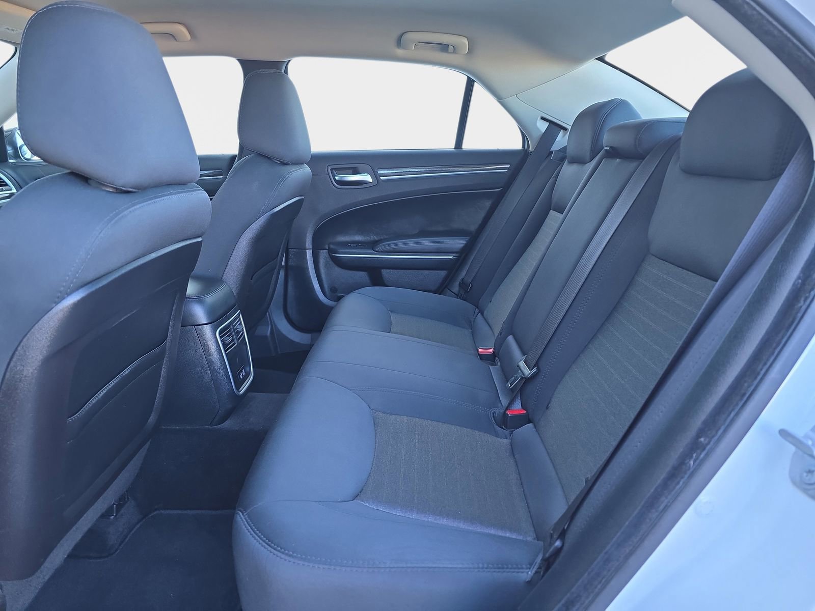 Used 2018 Chrysler 300 Touring w/ Sport Appearance Package image 16