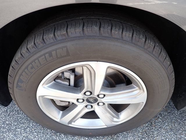 Certified 2023 Ford Edge SEL w/ Convenience Package AWD/4WD image 13