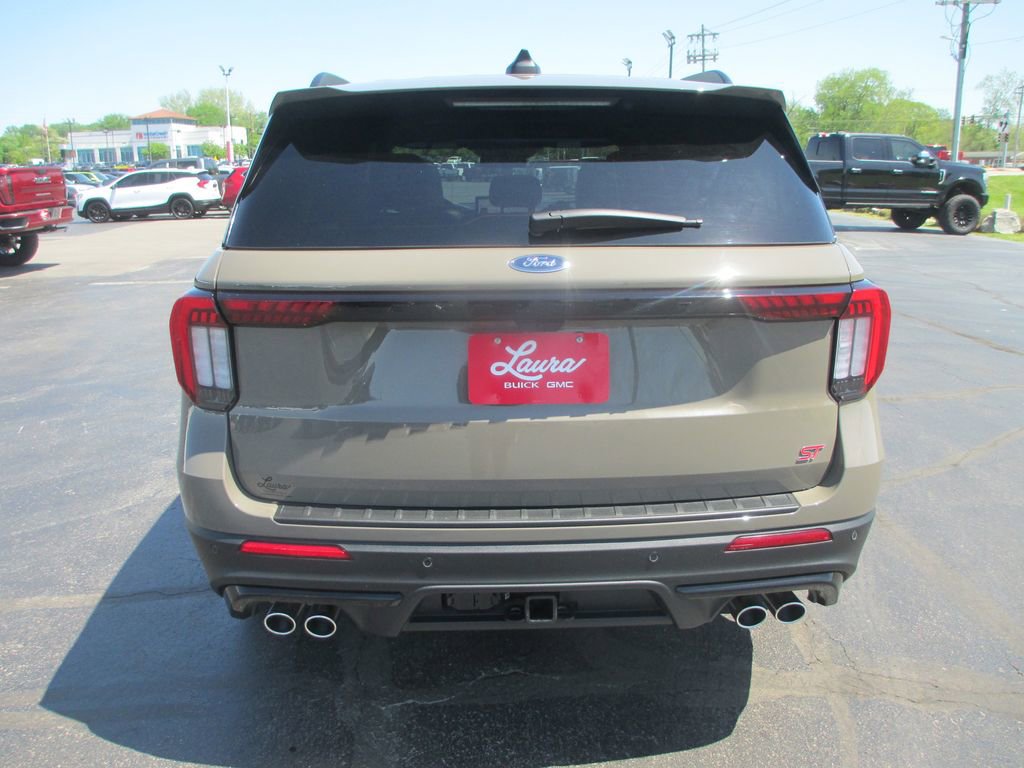 Used 2026 Ford Explorer ST w/ Sun And Sound Package image 6