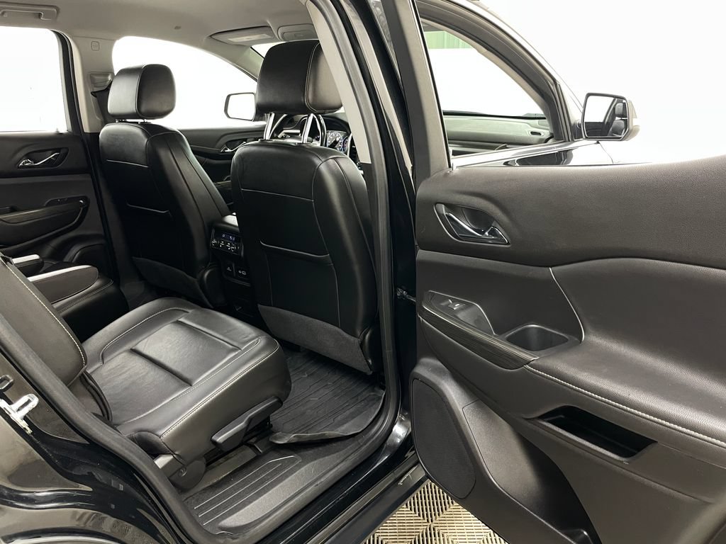 Used 2023 GMC Acadia SLT w/ Technology Package AWD/4WD image 41