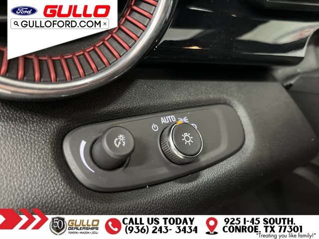 Used 2024 Chevrolet Trax RS w/ Sunroof Package FWD image 19