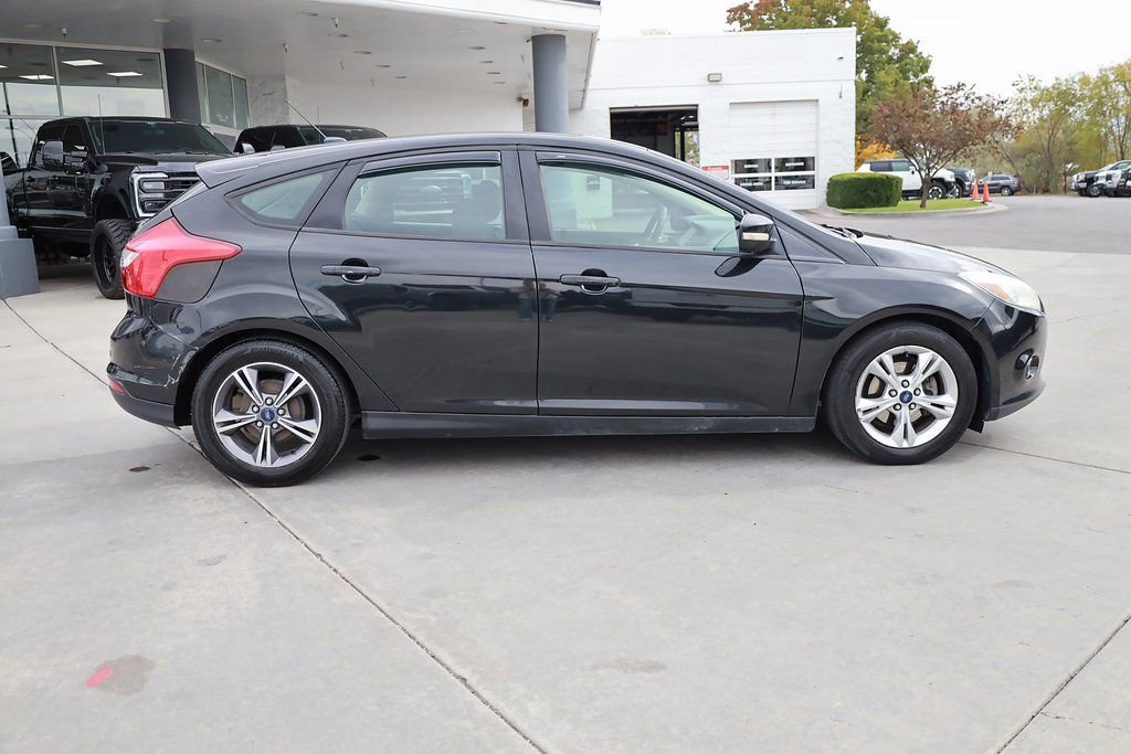 Used 2014 Ford Focus SE w/ SE Winter Package image 7