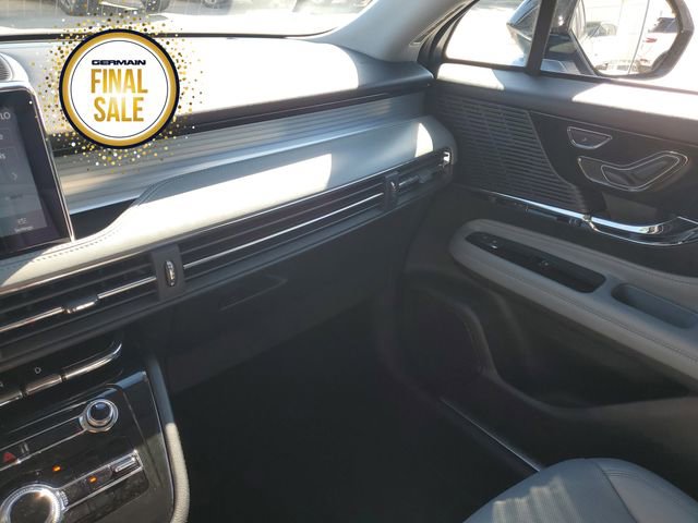 Certified 2022 Lincoln Corsair FWD w/ Equipment Group 101A image 31