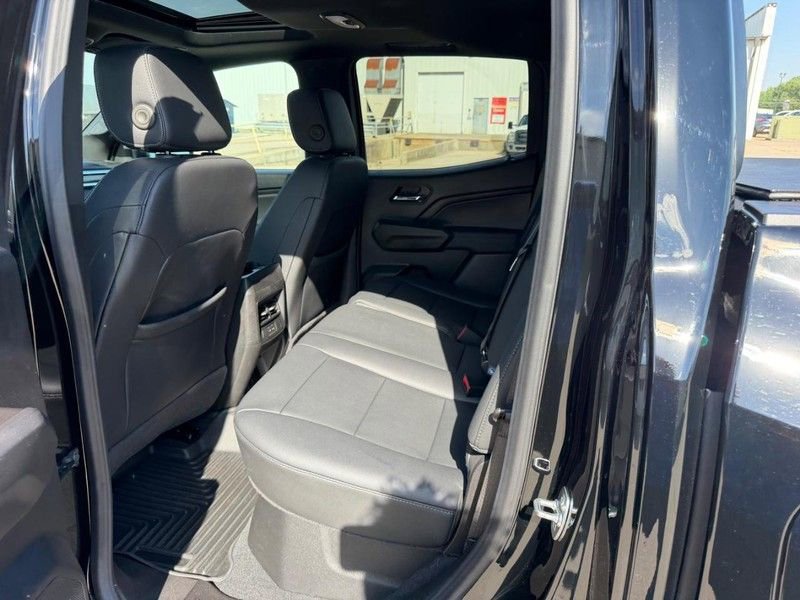 Used 2024 GMC Canyon Elevation w/ Elevation Premium Package RWD image 7