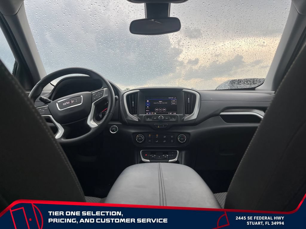 Used 2024 GMC Terrain SLE AWD/4WD image 15