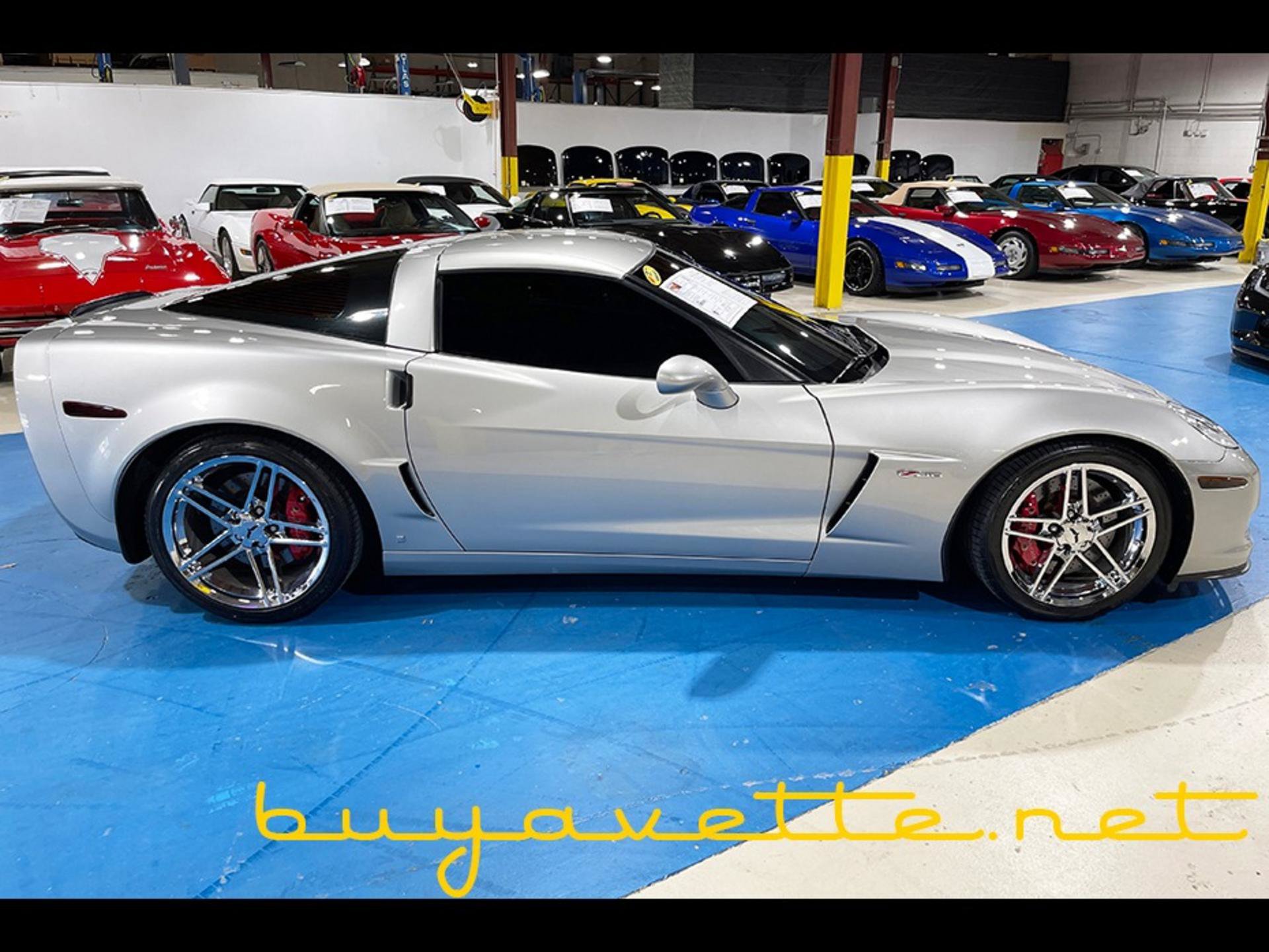 Used 2008 Chevrolet Corvette Z06 w/ Preferred Equipment Group RWD image 7