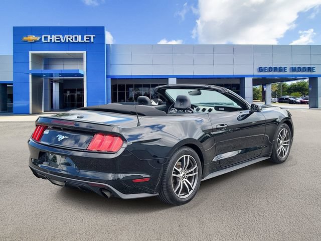 Used 2017 Ford Mustang Premium RWD image 4