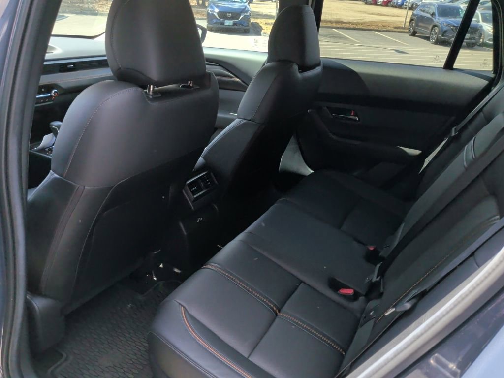 Certified 2025 MAZDA CX-50 2.5 Hybrid w/ Weather Package image 11