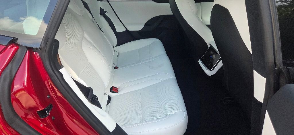 Used 2024 Tesla Model S AWD/4WD image 20
