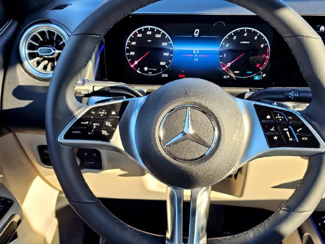 New 2026 Mercedes-Benz GLB 250 4MATIC image 28
