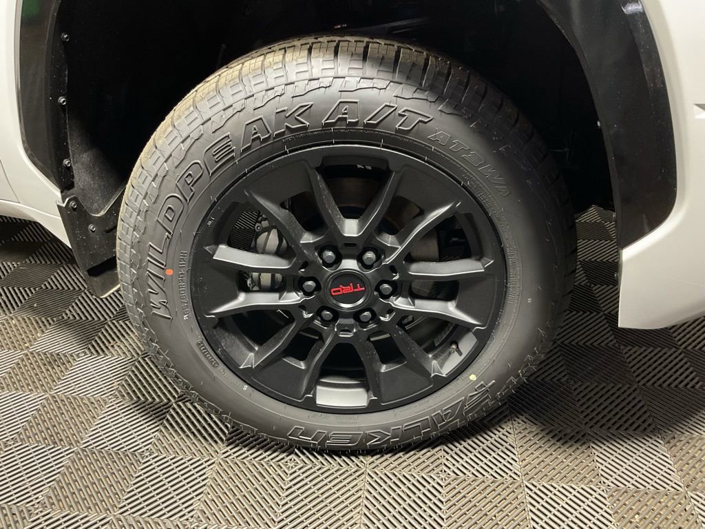 New 2026 Toyota Tundra Platinum image 38