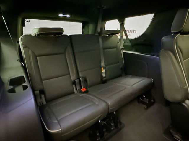 Used 2025 GMC Yukon XL Elevation AWD/4WD image 30