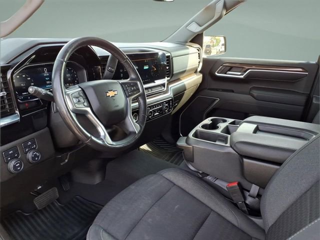 Used 2022 Chevrolet Silverado 1500 LT AWD/4WD image 12