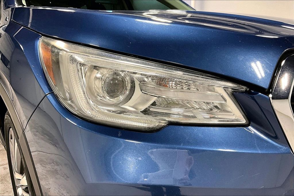 Used 2019 Subaru Ascent Touring image 39