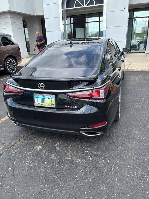 Used 2024 Lexus ES 350 w/ Premium Package FWD image 12