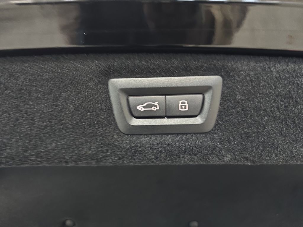 Used 2024 BMW M8 Competition AWD/4WD image 30