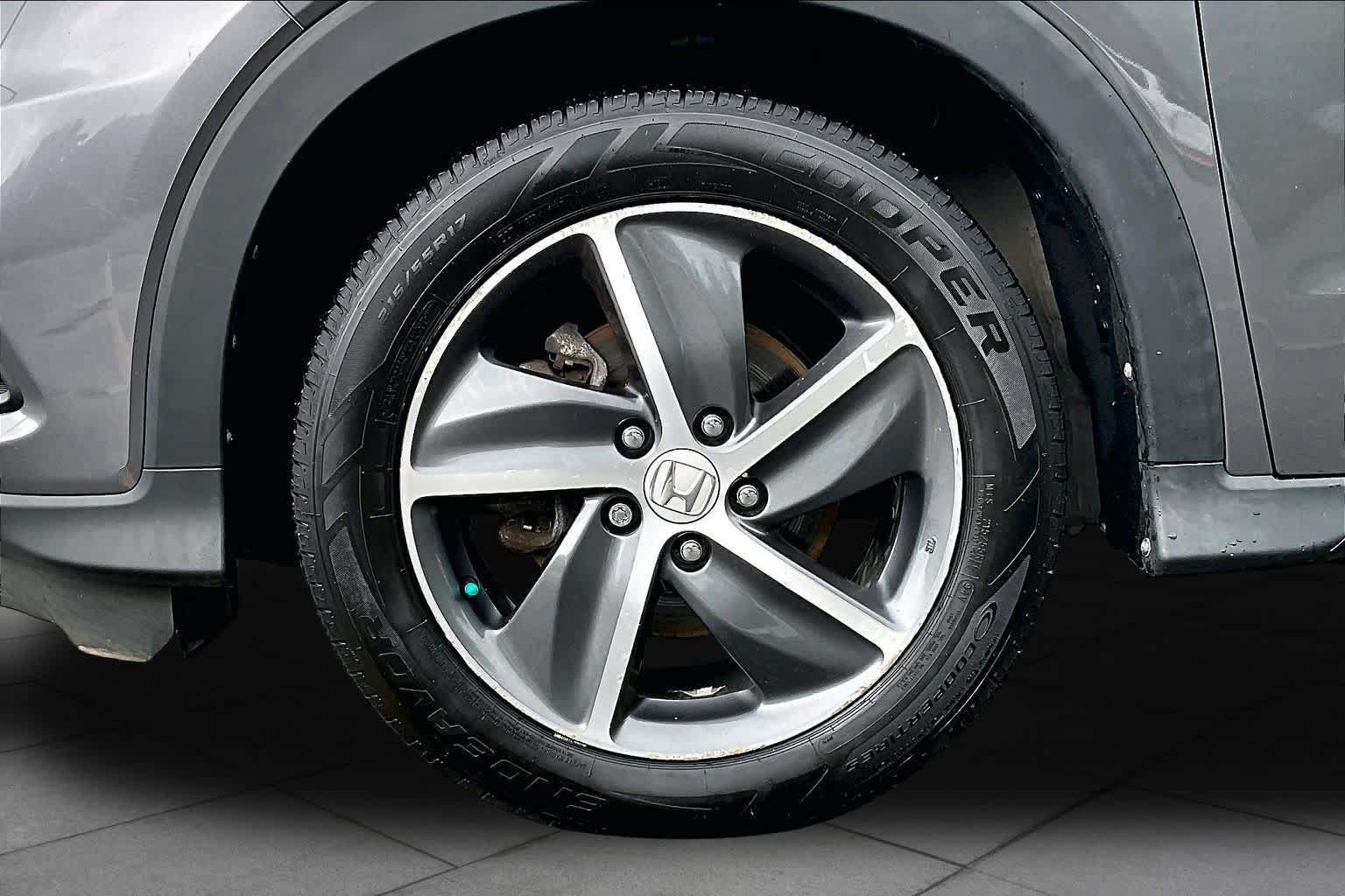 Used 2022 Honda HR-V EX image 11