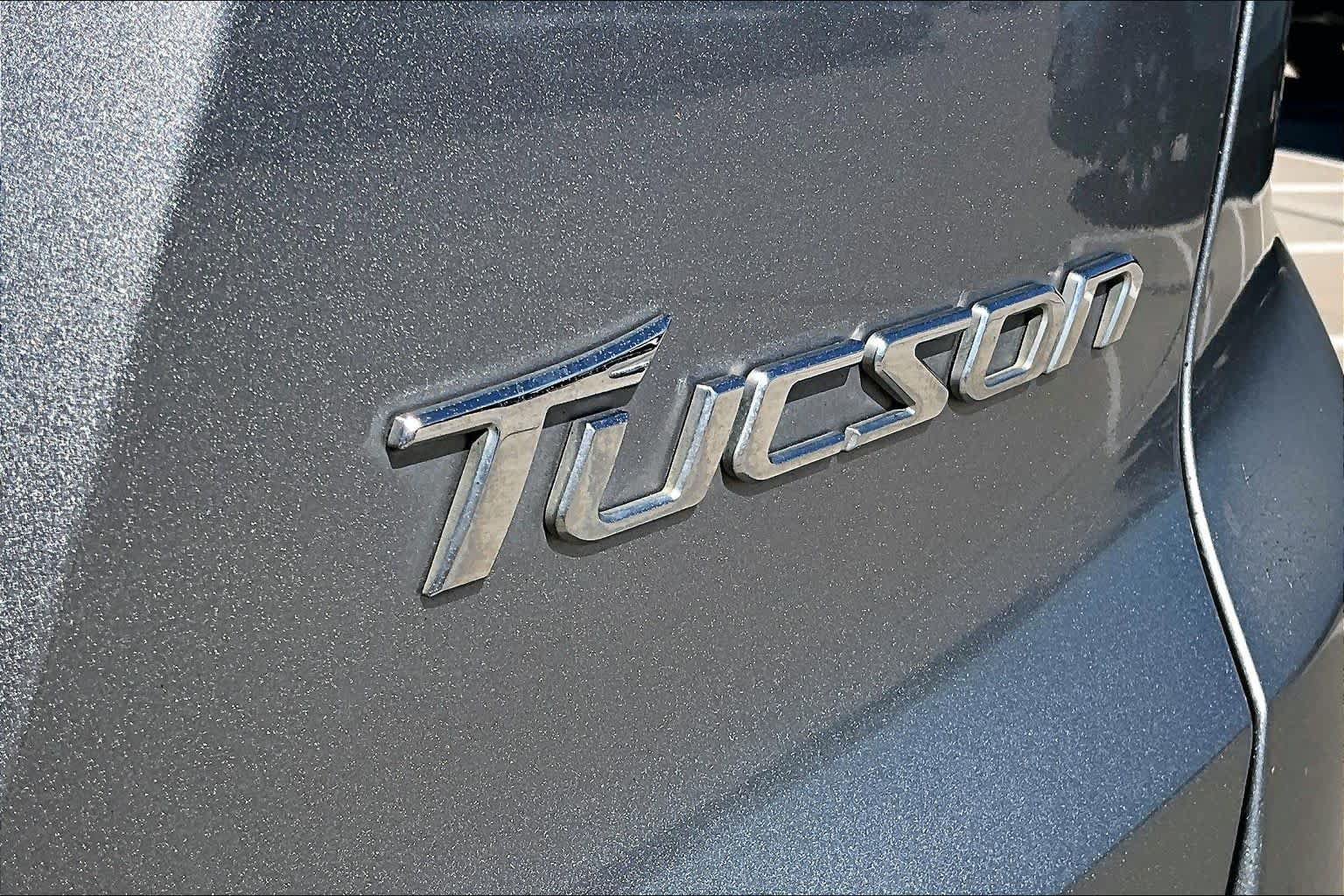 Used 2010 Hyundai Tucson GLS FWD image 29