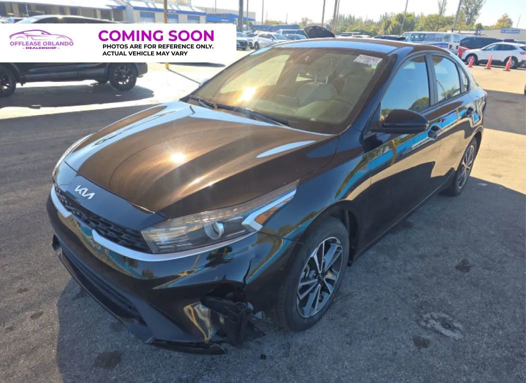 Used 2022 Kia Forte LXS image 1