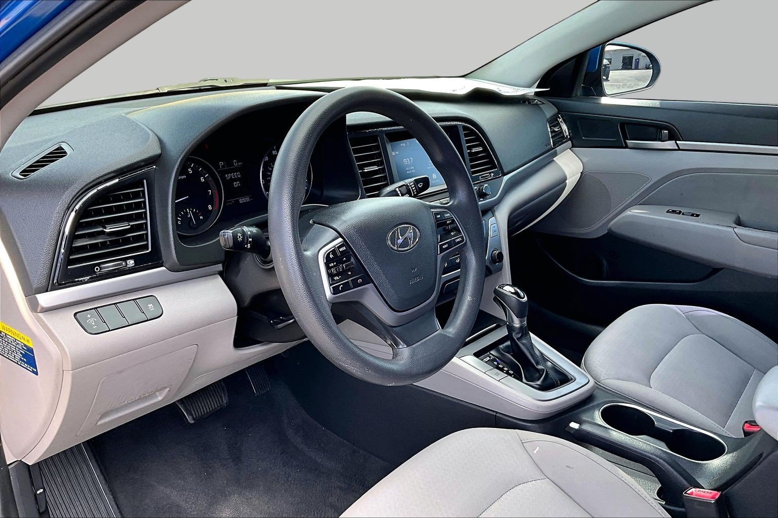 Used 2017 Hyundai Elantra SE FWD image 12