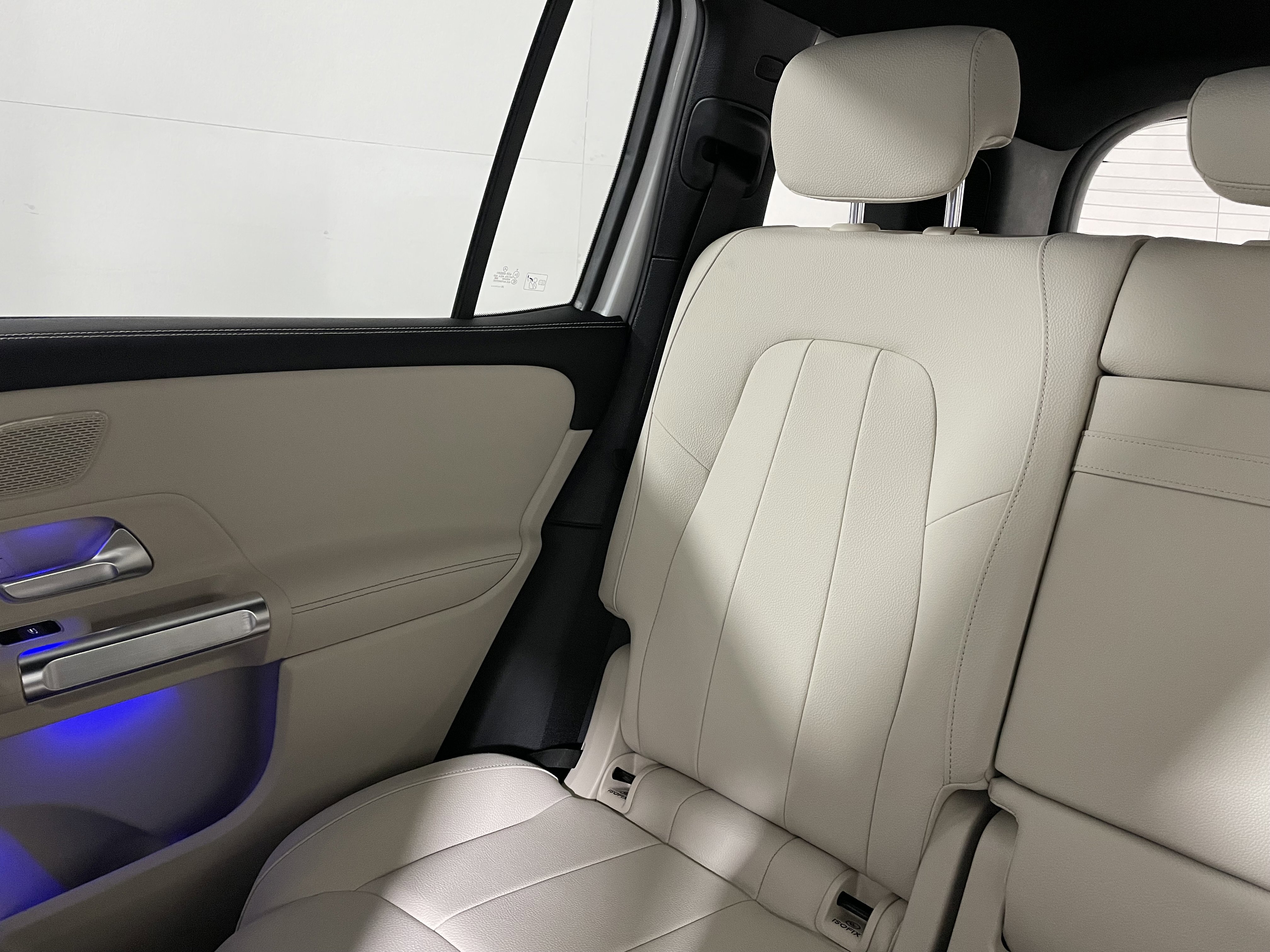 New 2026 Mercedes-Benz GLB 250 image 13