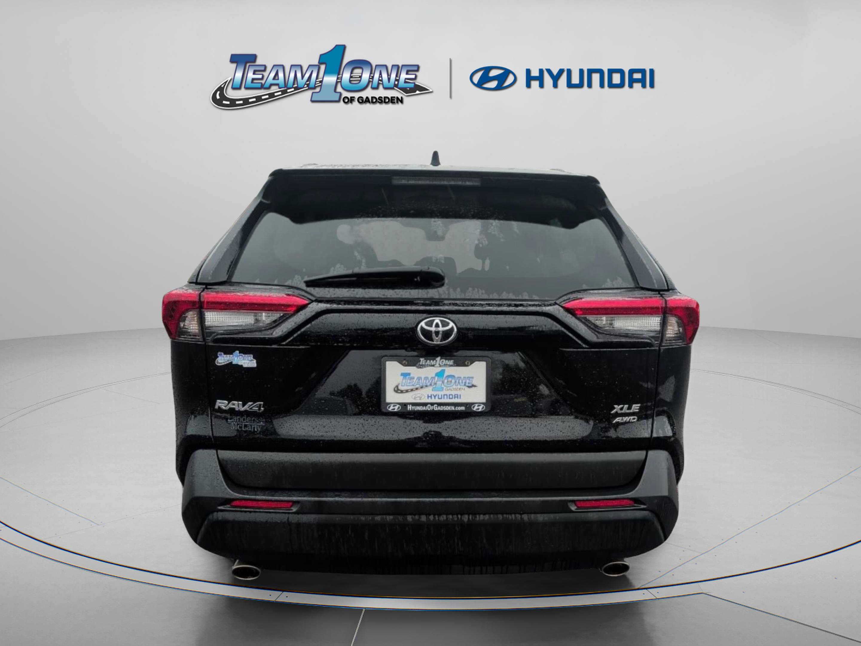 Used 2024 Toyota RAV4 XLE w/ Convenience Package AWD/4WD image 4