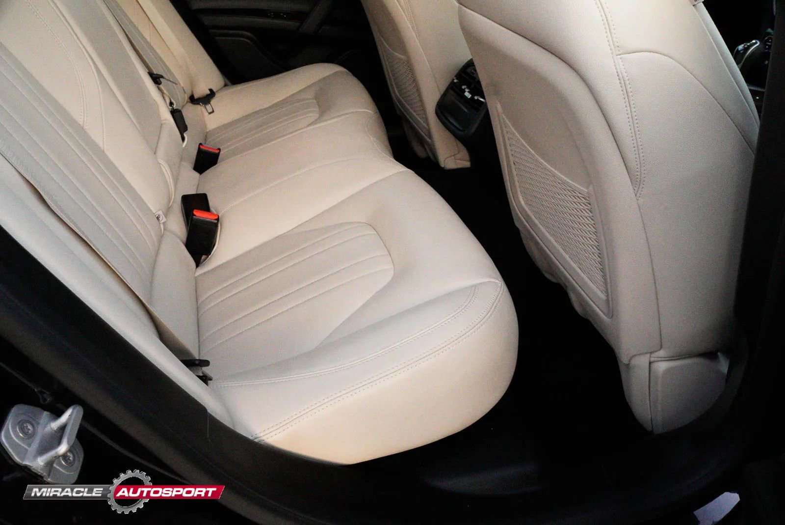 Used 2015 Maserati Ghibli S Q4 image 38