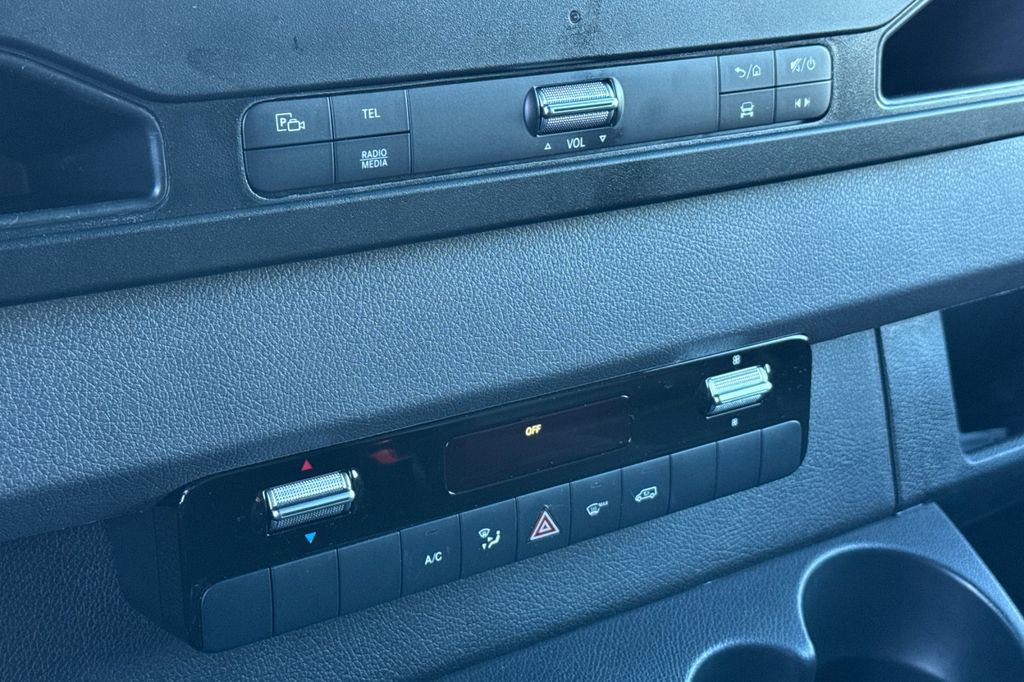 Used 2024 Mercedes-Benz Sprinter 2500 image 17