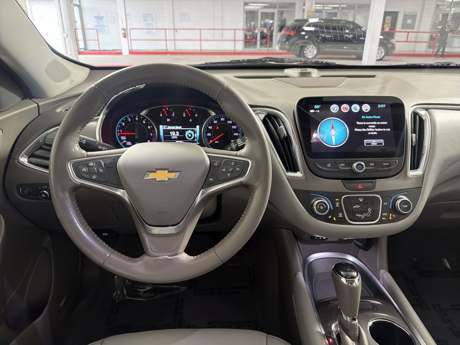 Used 2018 Chevrolet Malibu LT w/ Leather Package image 16