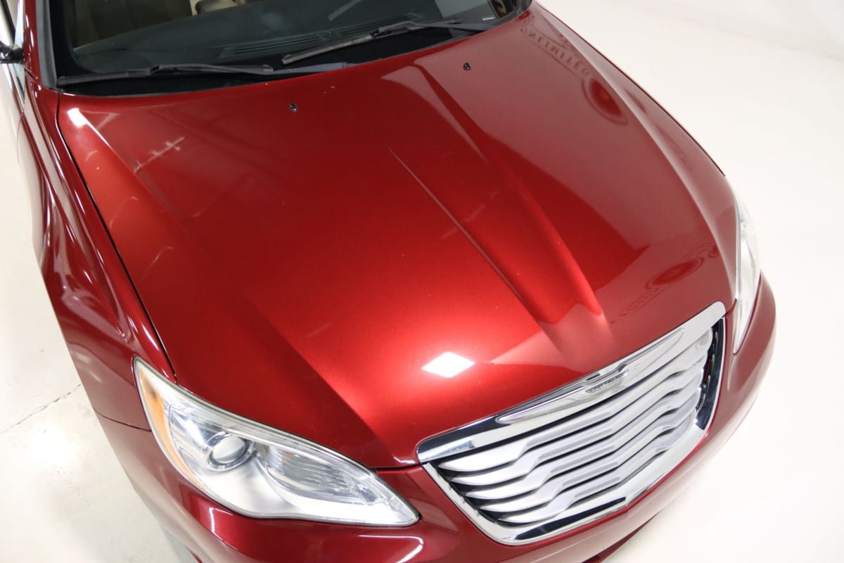 Used 2013 Chrysler 200 Limited FWD image 28