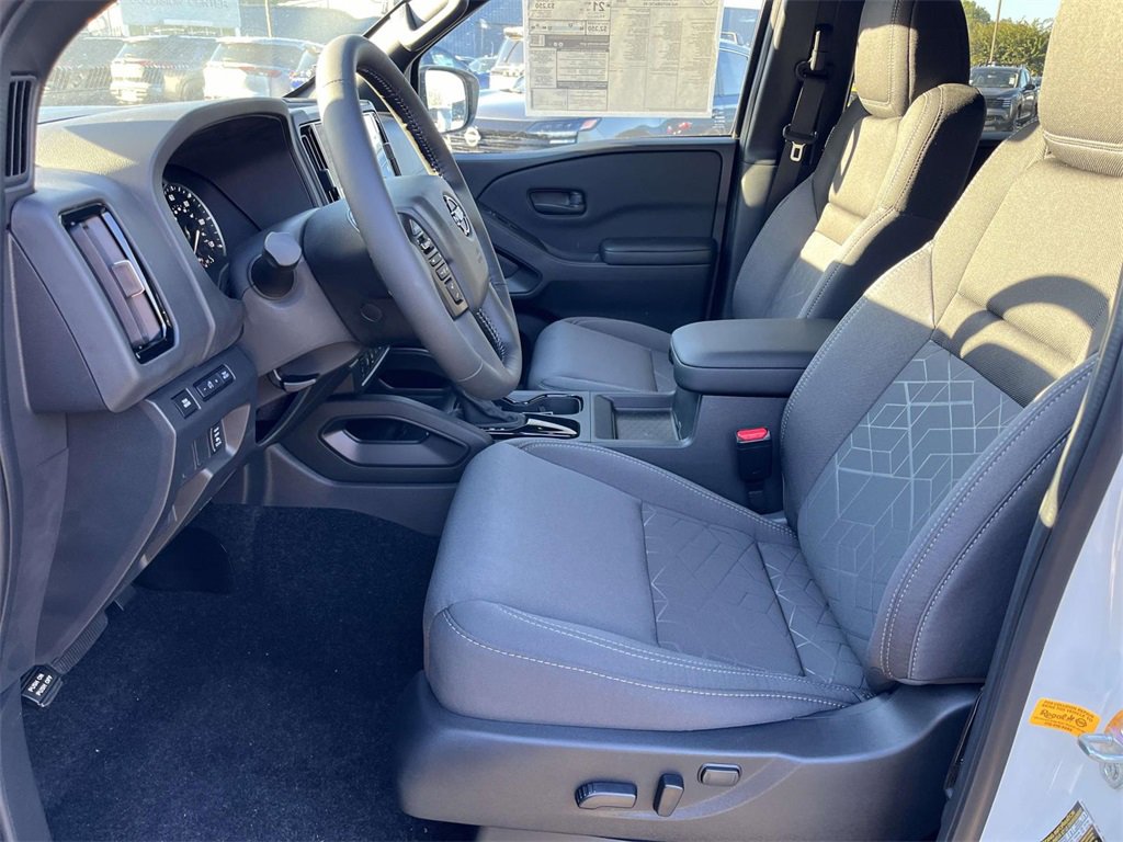 New 2026 Nissan Frontier SV image 12