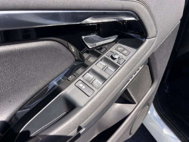 Used 2020 Land Rover Range Rover Evoque S AWD/4WD image 11