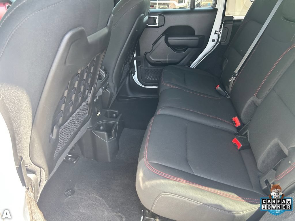 Used 2022 Jeep Wrangler Unlimited Rubicon AWD/4WD image 17